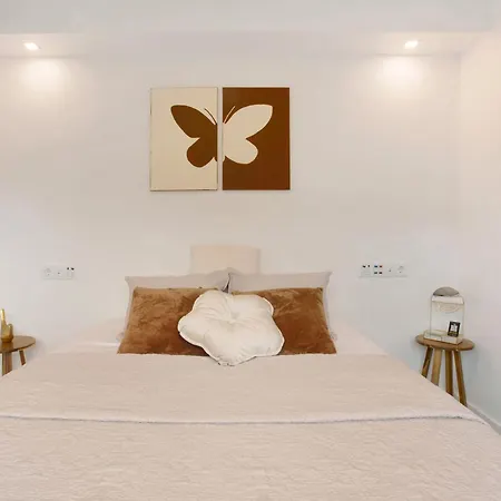 Апартаменты Shelter - *