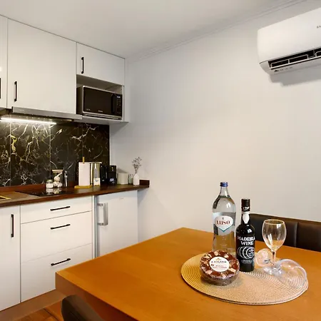 Apartment Shelter - Santana (Madeira)